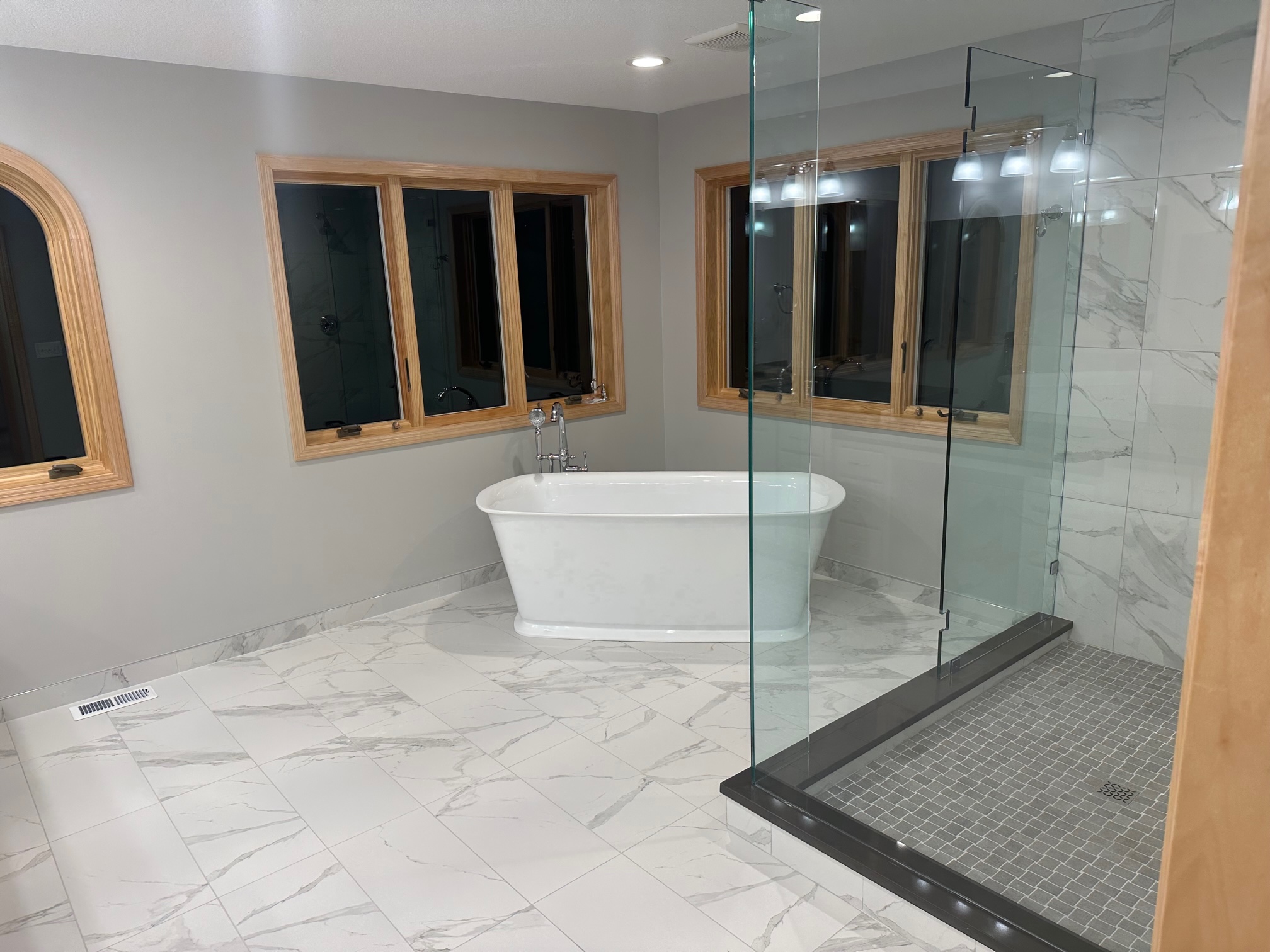 Bathroom Renovation & Remodeling Image