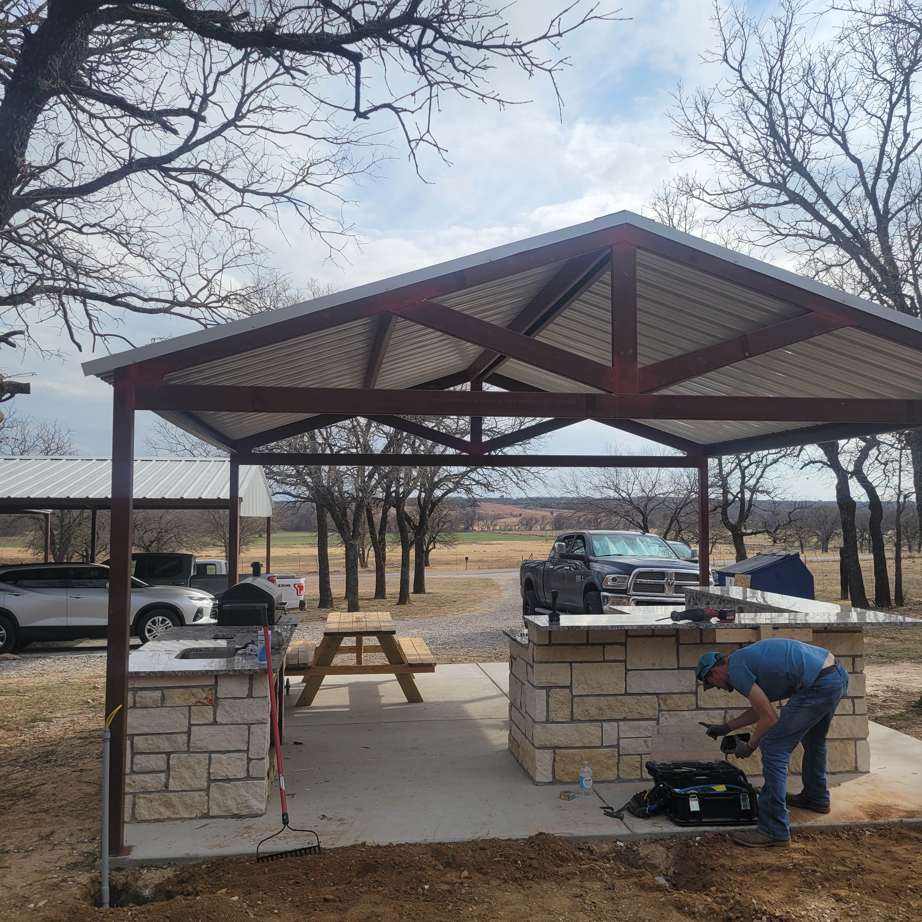Outdoor Kitchens Image